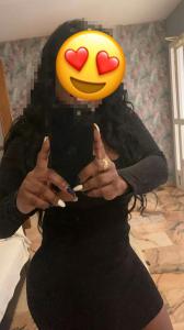 641473460: Chica busca chico en Gerona