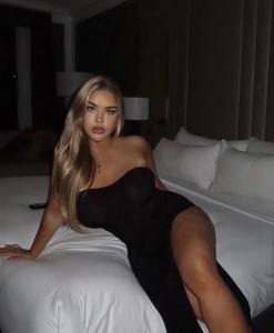 687904366: Chica busca chico en Barcelona