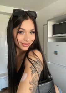 687464527: Chica busca chico en Alicante