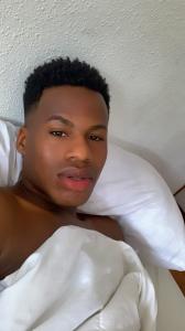 611271304: Chico busca chica en Madrid