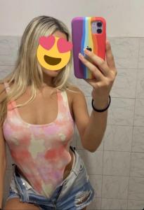 612222954: Chica busca chico en Barcelona