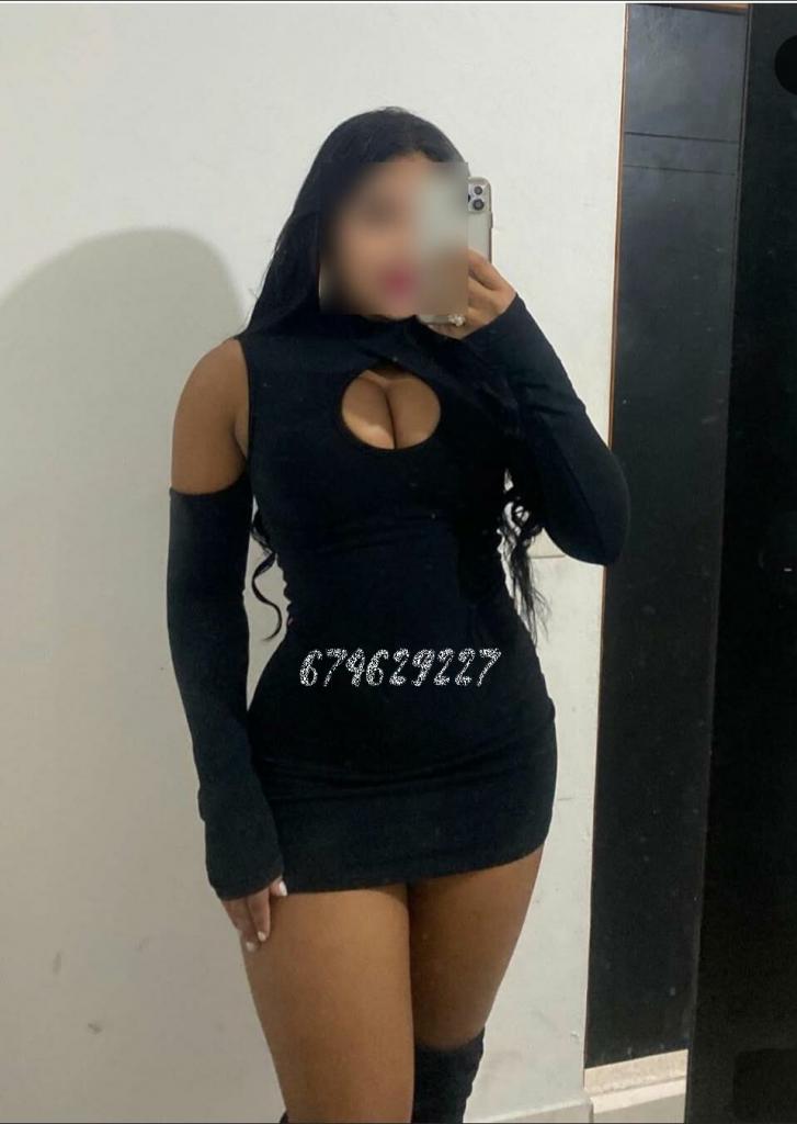 674629227: Chica busca chico en La Coruña