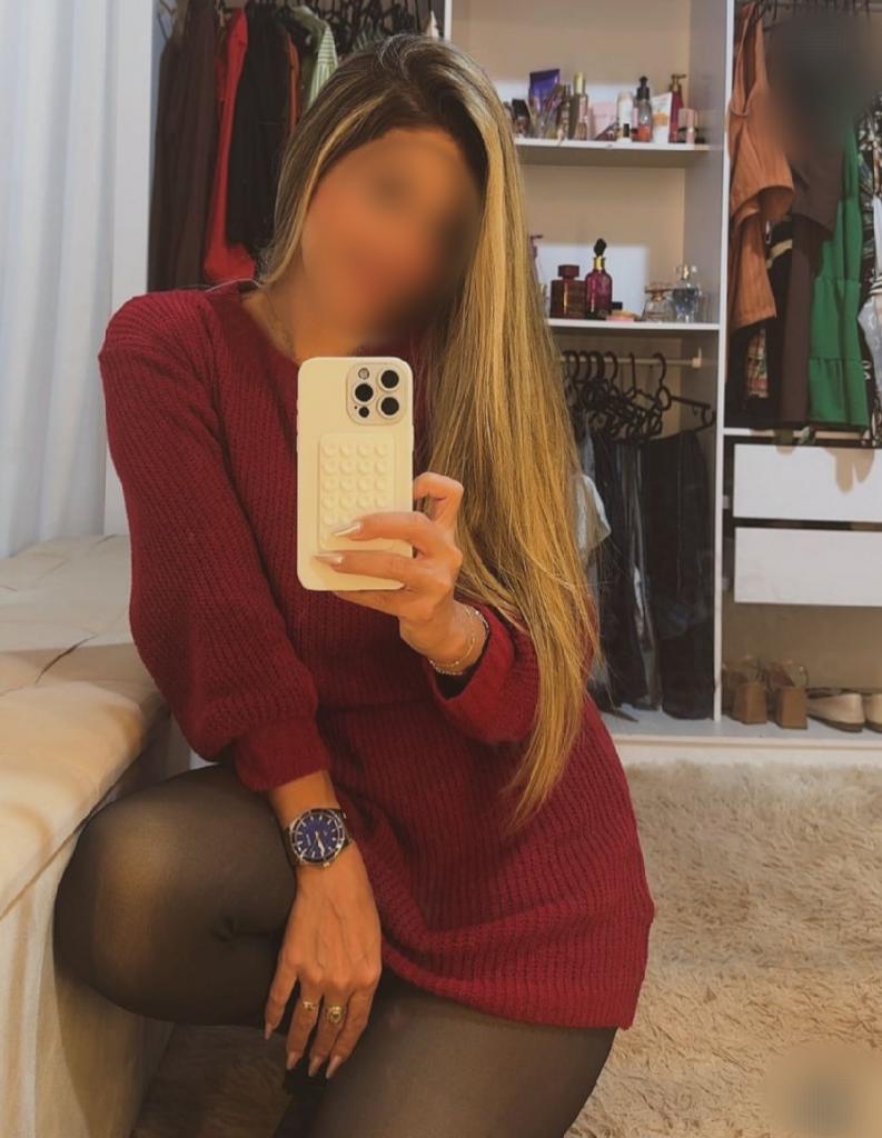 687430403: Chica busca chico en Granada