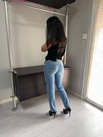 610745371: Chica busca chico en Valladolid