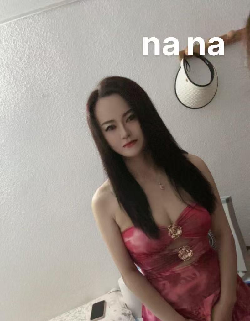 652678560: Chica busca chico en Madrid