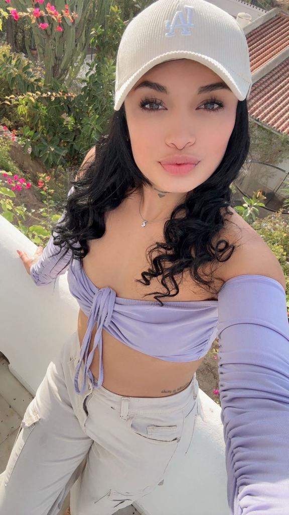 Chica busca chico en Málaga: Chica busca chico