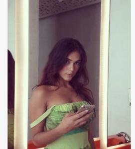 611265138: Chica busca chico en Málaga