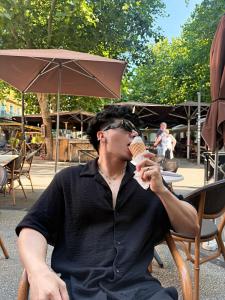 614076065: Chico busca chica en Navarra