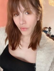 631301566: Transexual en León