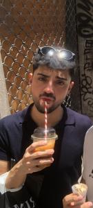 637705099: Chico busca chica en Tarragona