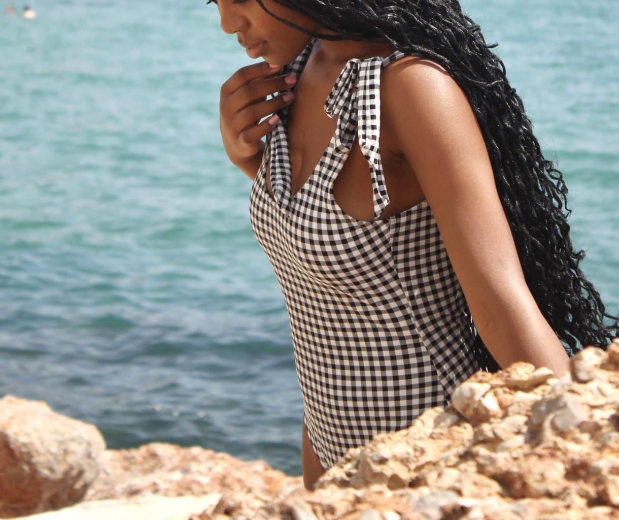 614911245: Chica busca chico en Barcelona