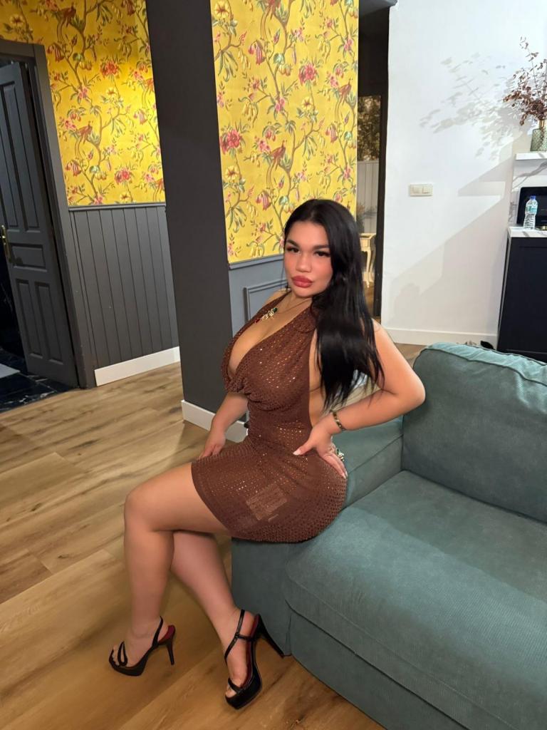 624763201: Chica busca chico en Navarra