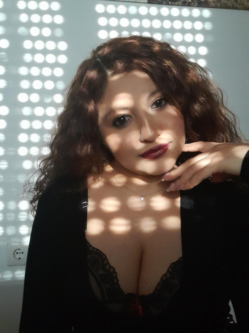 Chica busca chico en Almería: 