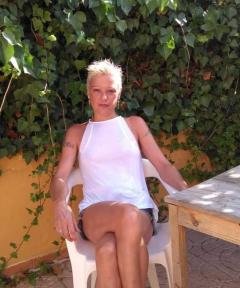 634748491: Chica busca chico en Valencia