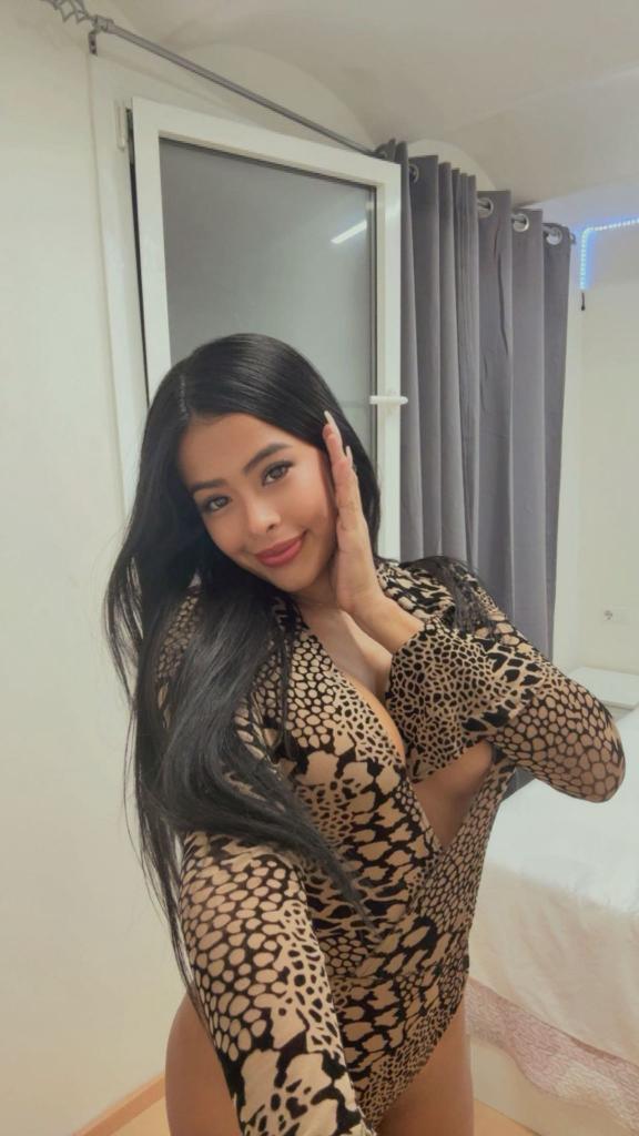 Chica busca chico en Barcelona: 