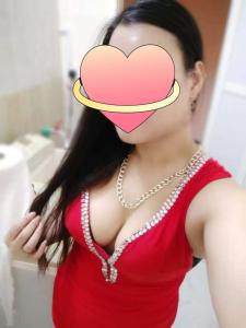 631885757: Chica busca chico en Barcelona