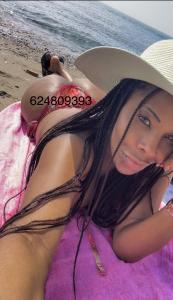 624809393: Chica busca chico en La Coruña