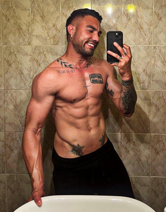 612561084: Chico busca chica en Navarra