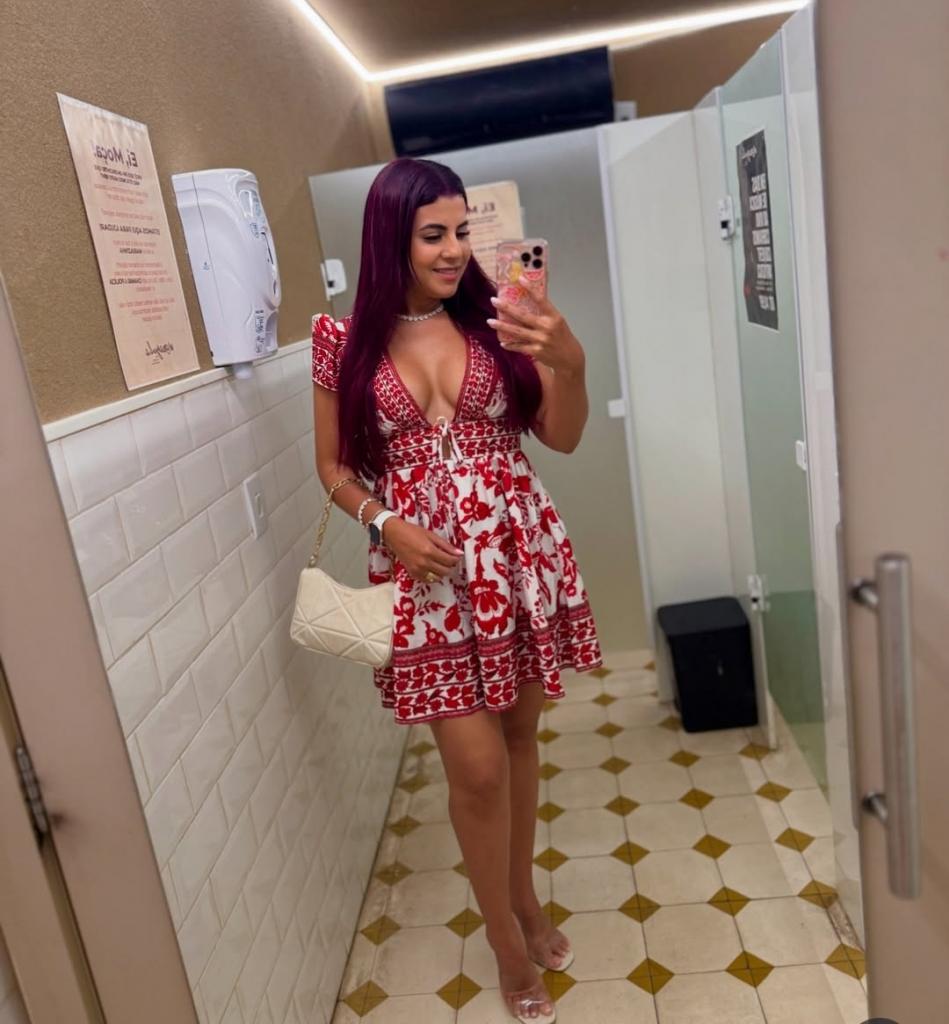 687232251: Chica busca chico en Alicante