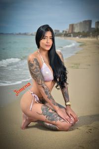 611223413: Chica busca chico en Barcelona