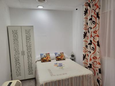 660960189:  en Barcelona