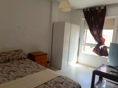 647677665:  en Málaga