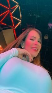 608288173: Chica busca chico en Badajoz