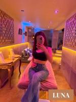 625337102: Chica busca chico en Barcelona