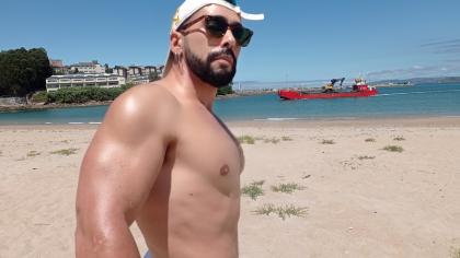 698133722: Chico busca chica en Zaragoza