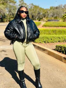 603996768: Chica busca chico en Barcelona