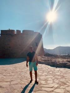 684761920: Chico busca chica en Alicante