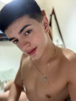 695313803: Chico busca chica en Barcelona