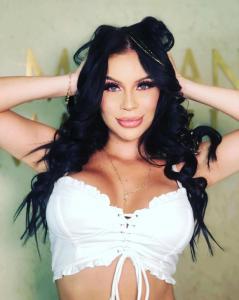 Chica busca chico en Ibiza: 