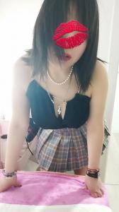 677628255: Chica busca chico en Madrid