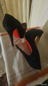 652268432: Chica busca chico en Barcelona