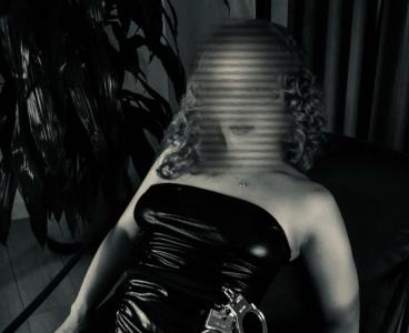 602581355: Chica busca chico en Madrid