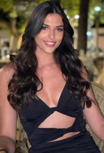 615694299: Chica busca chico en Madrid