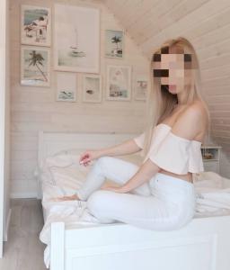 615785072: Chica busca chico en Madrid