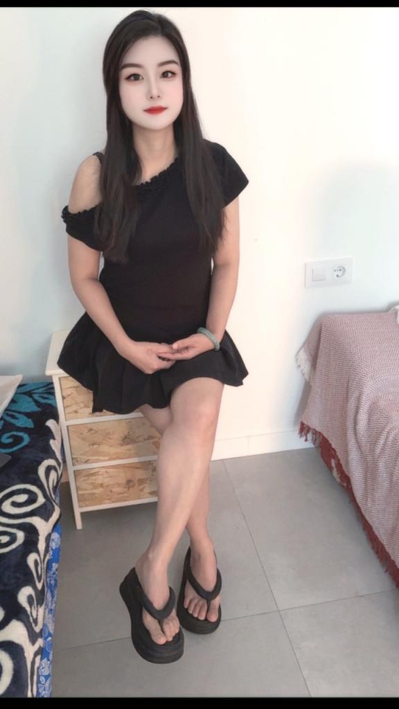 617542033: Chica busca chico en Valencia