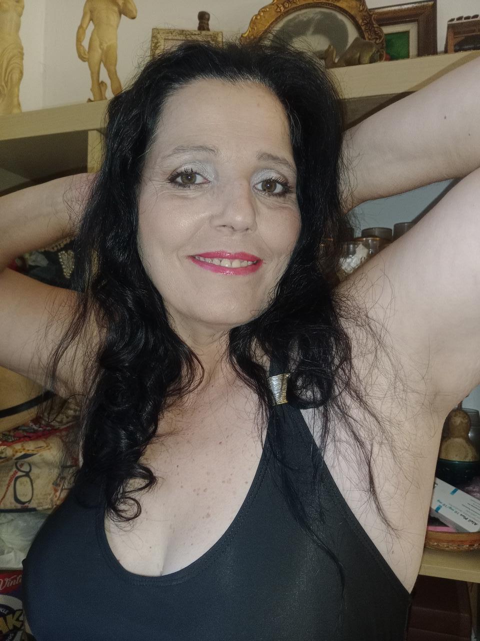 617246712: Chica busca chico en Las Palmas