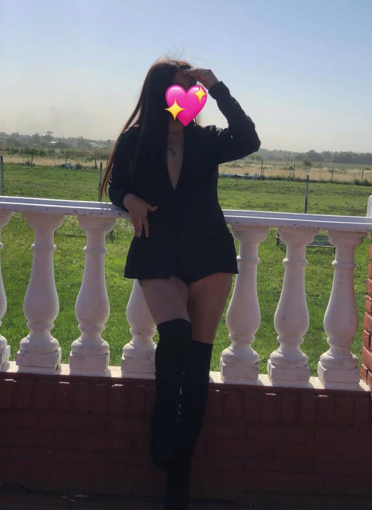604354891: Chica busca chico en Málaga