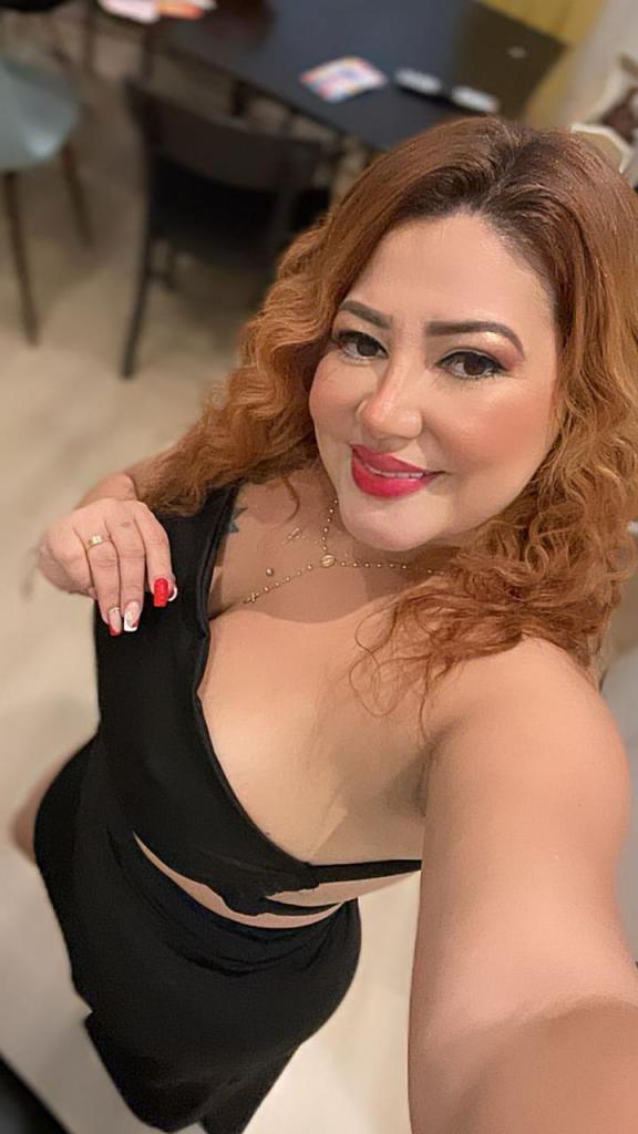 Chica busca chico en Valencia: Chica busca chico