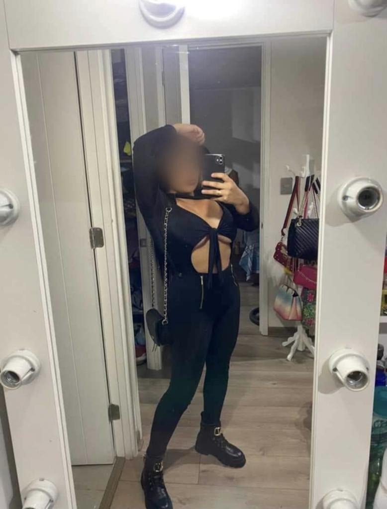 631750108: Chica busca chico en Ciudad Real