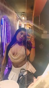 615094652: Chica busca chico en Gerona