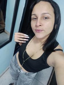 667795050: Chica busca chico en Córdoba