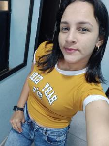 667795050: Chica busca chico en Córdoba