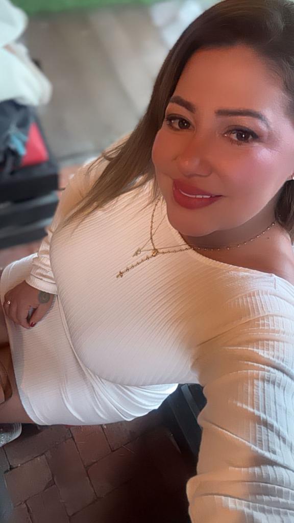 613427505: Chica busca chico en Valencia