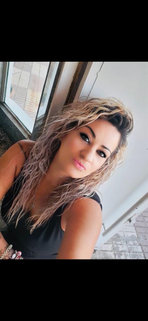 677279440: Chica busca chico en Jaén