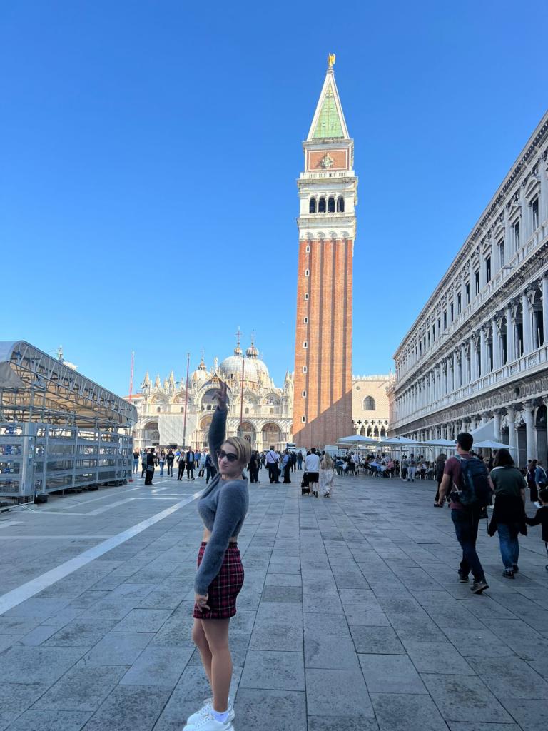 672017347: Chica busca chico en Cádiz