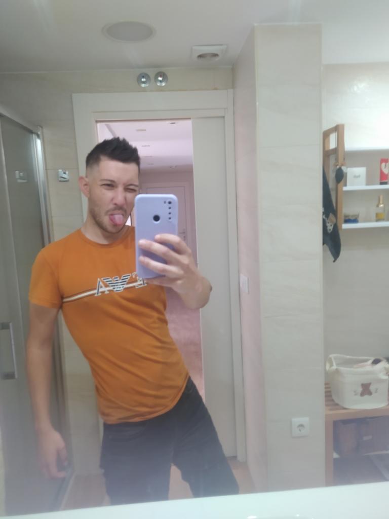 Chico busca chica en Alicante: 